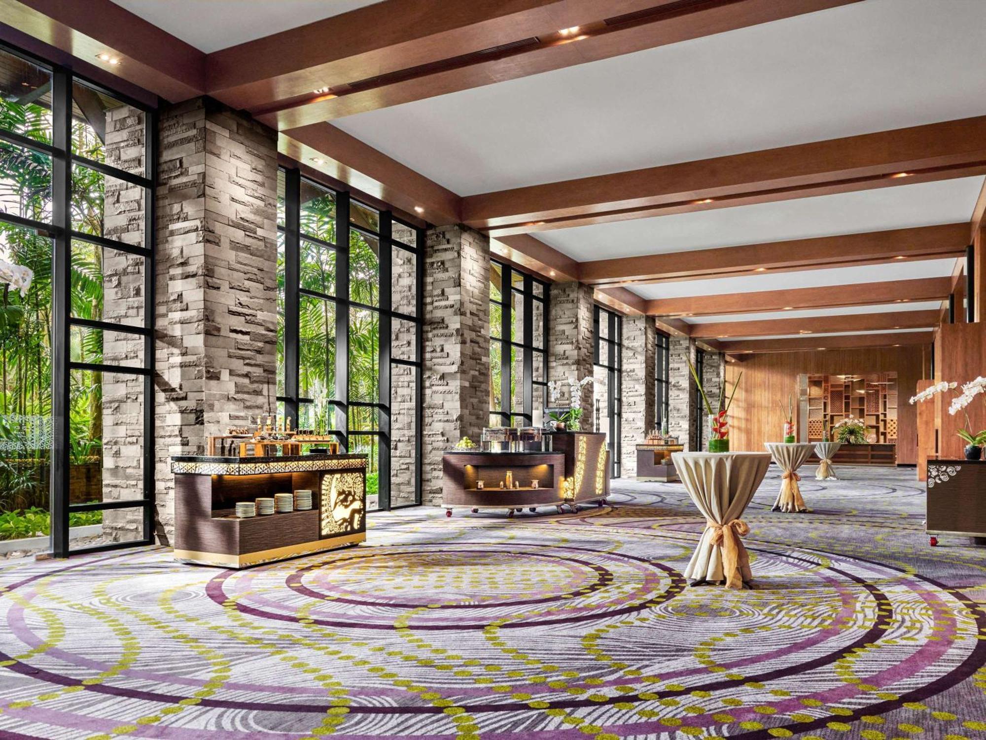 Pullman Ciawi Vimala Hills Resort Богор Екстериор снимка