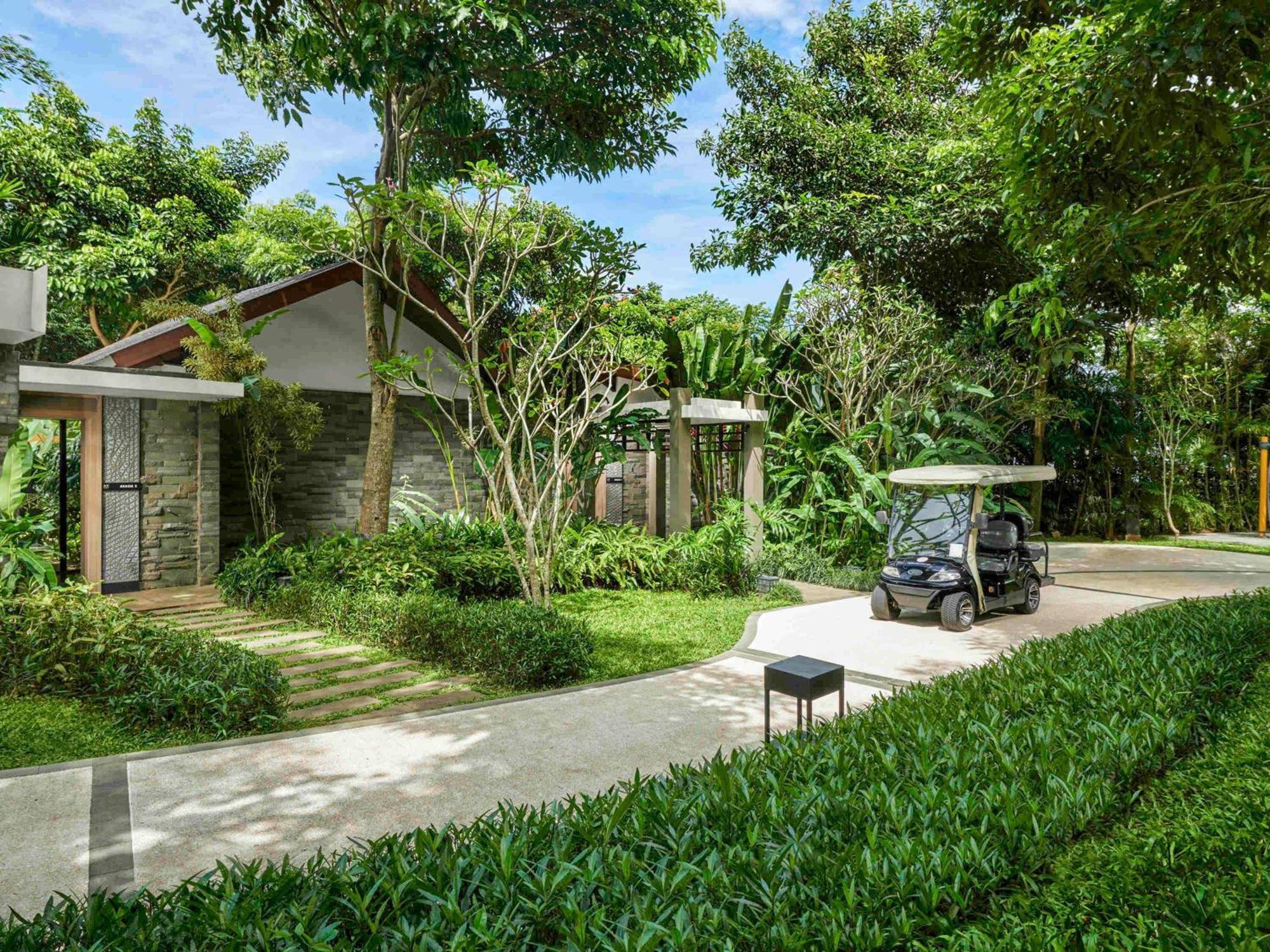 Pullman Ciawi Vimala Hills Resort Богор Екстериор снимка